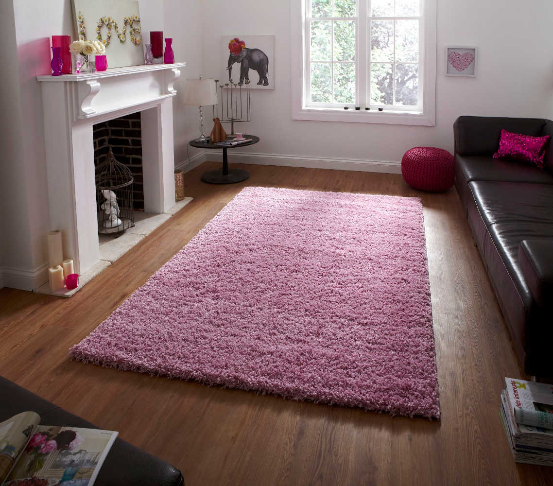 Рожевий килим в інтерьєрі - фото 1